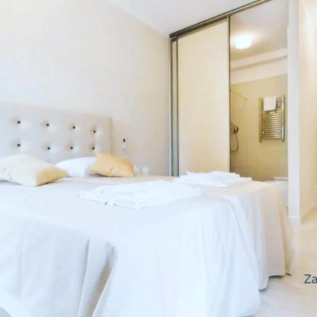 Let'S Go To Rome Bed & Breakfast ภายนอก รูปภาพ