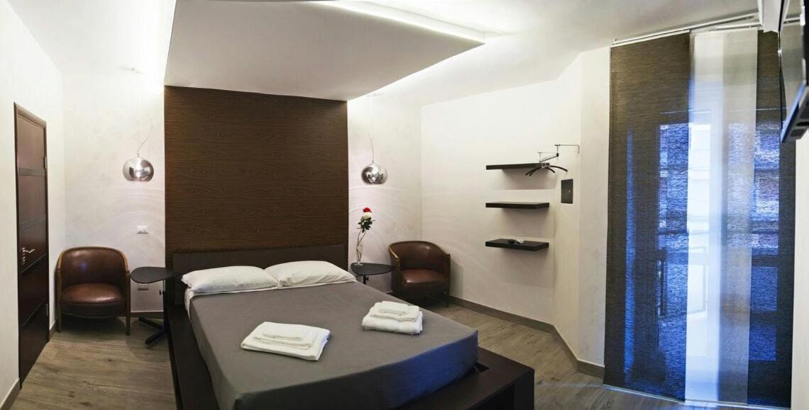 Let'S Go To Rome Bed & Breakfast ภายนอก รูปภาพ